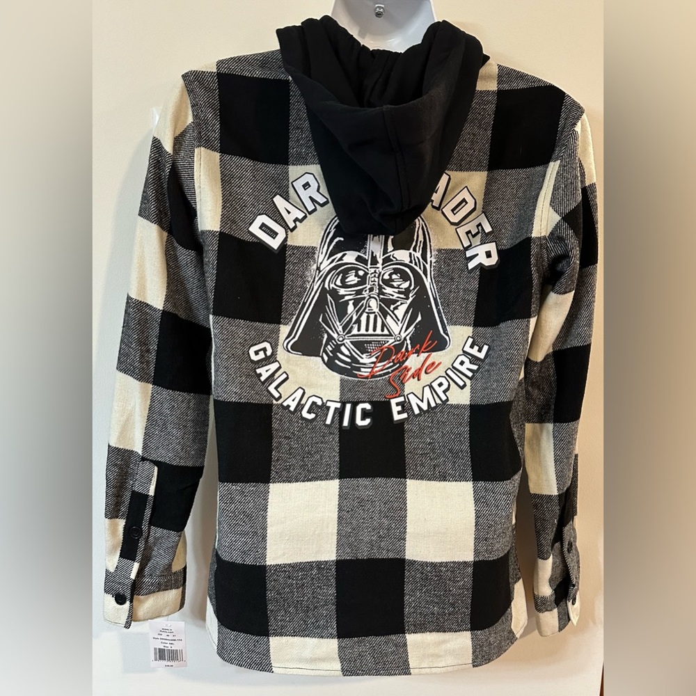 Star Wars Men’s Darth Vader Black/Cream Button Down Hooded Flannel NWT S…